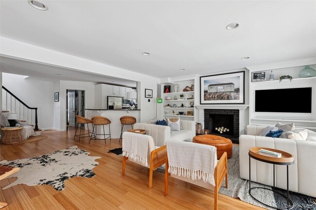 3 1st Pl in East Quogue, NY - Building Photo - Building Photo