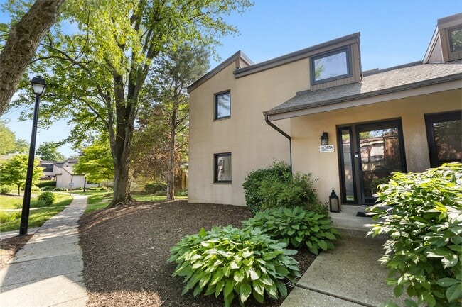 property at 11247 Snowflake Ct