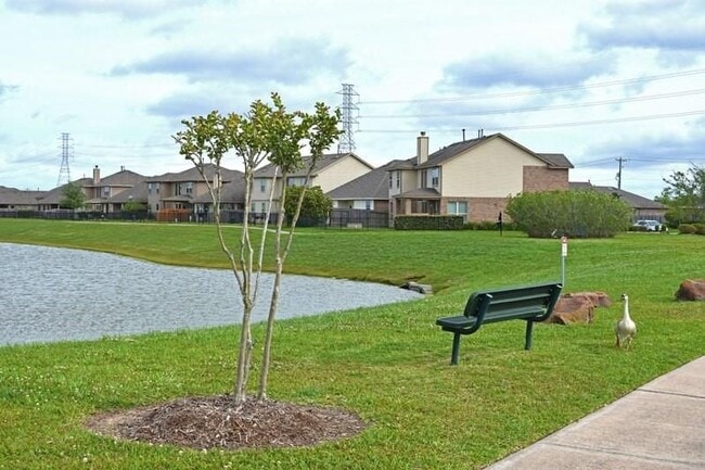 5304 Cascade Ct in Alvin, TX - Building Photo - Building Photo