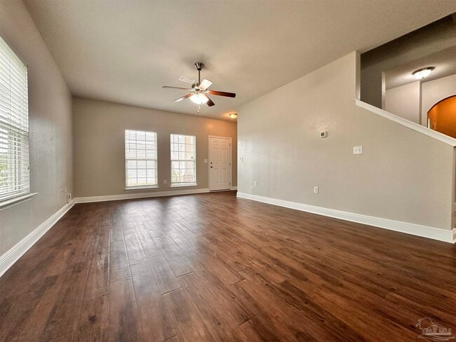 8600 Bucklebury Dr in Pensacola, FL - Building Photo - Building Photo