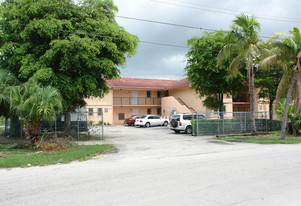 2757 SW 10th St Apartments