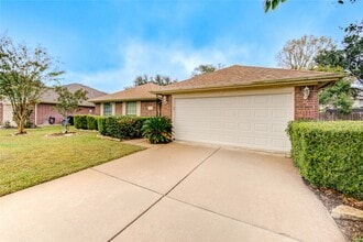 1411 Township Ct in Rosenberg, TX - Building Photo - Building Photo