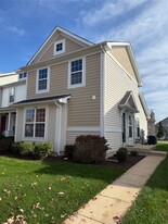 213 Countryshire Dr in O'Fallon, MO - Building Photo