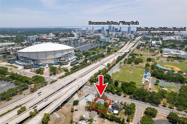 511 16th St S-Unit -4 in St. Petersburg, FL - Building Photo - Building Photo