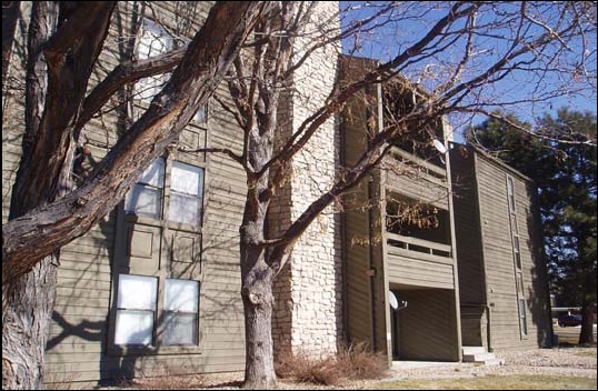 Appletree East Condos in Aurora, CO - Foto de edificio - Building Photo