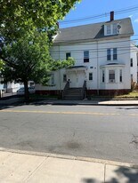 135 Chestnut St in Lynn, MA - Building Photo