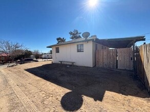 513 S 13th St in Belen, NM - Building Photo - Building Photo