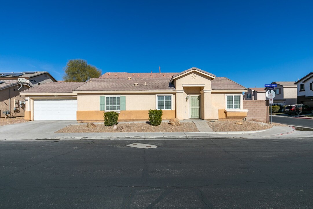 4524 Victoria Garden Ave in North Las Vegas, NV - Building Photo