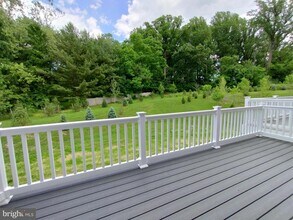 124 Glory Maple Ln in Downingtown, PA - Building Photo - Building Photo