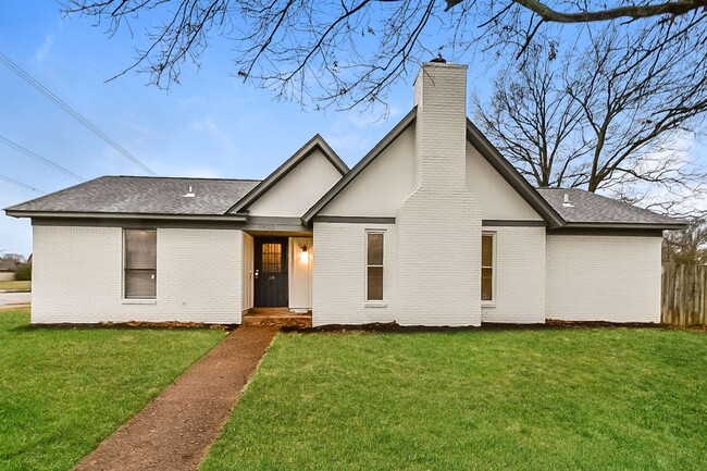 property at 6533 Castle View Cove