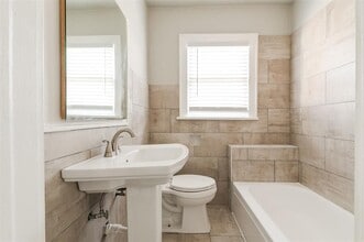 2555 NW 20th St in Oklahoma City, OK - Building Photo - Building Photo