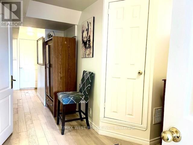 328 Caledonia Rd in Toronto, ON - Building Photo - Building Photo