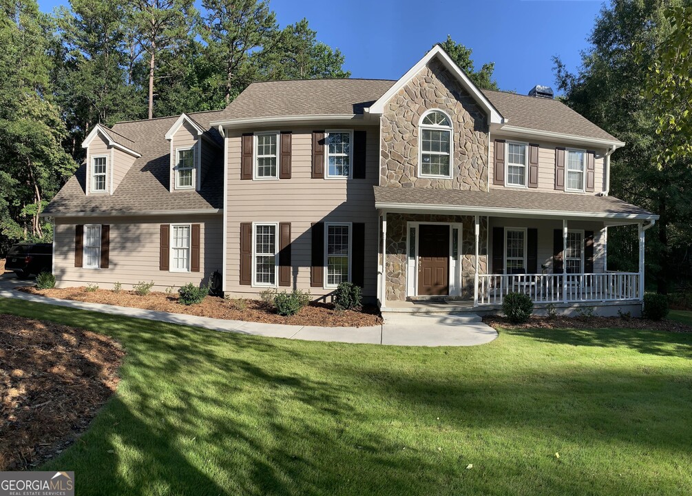 345 Legacy Ln in Peachtree City, GA - Building Photo