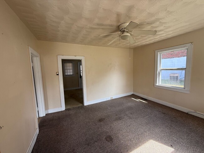 224 Pine St in Martinsville, VA - Building Photo - Building Photo