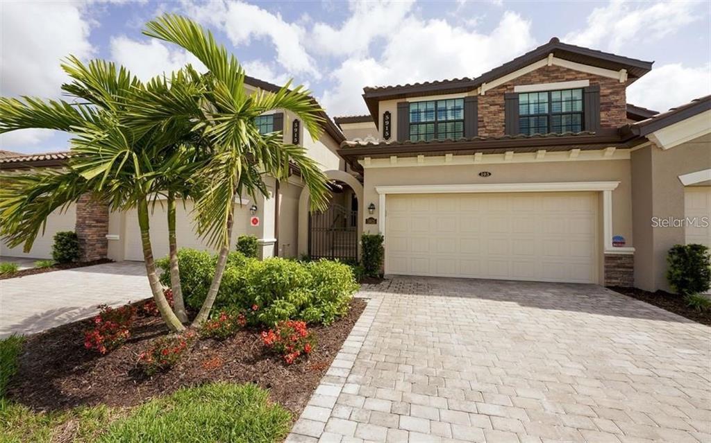 5915 Wake Forest Run in Bradenton, FL - Building Photo
