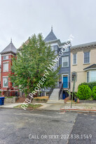 24 Seaton Pl NE in Washington, DC - Building Photo - Building Photo