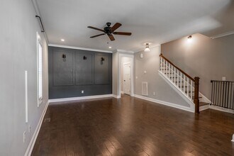 9 Rodney Ave in Greenville, SC - Building Photo - Building Photo