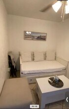 12239 Mallory Dr in Largo, FL - Foto de edificio - Building Photo