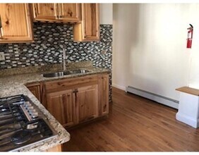 409 Moody St-Unit -1 in Lowell, MA - Building Photo - Building Photo