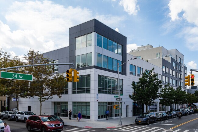 3411 Steinway St in Long Island City, NY - Building Photo - Building Photo