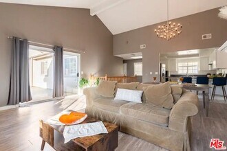 2603 Vanderbilt Ln in Redondo Beach, CA - Building Photo - Building Photo