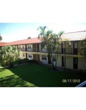 1200 SW 50th Ave in North Lauderdale, FL - Building Photo - Building Photo
