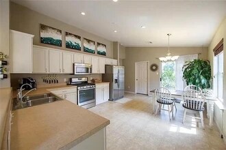 12105 Johnny Weismuller Ln in Austin, TX - Building Photo - Building Photo