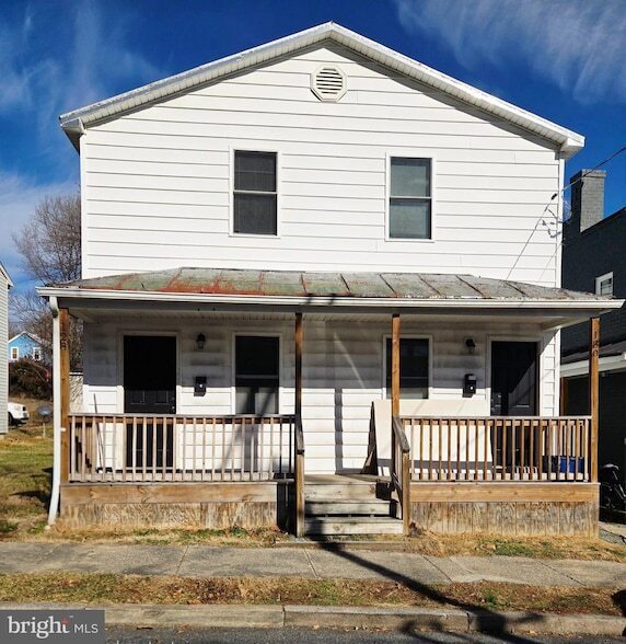 property at 128 E Pall Mall St