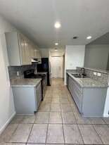 111 Ruth Dr in Hammond, LA - Building Photo