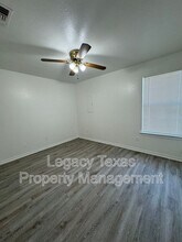 701 Miracle Ln in Cleburne, TX - Building Photo - Building Photo