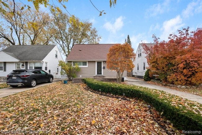 property at 3602 Elmhurst Ave