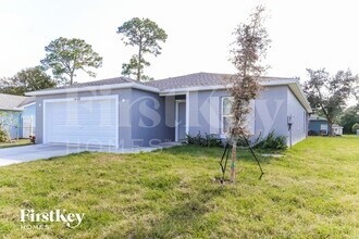 1430 SW Santiago Ave in Port St. Lucie, FL - Building Photo - Building Photo