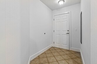 133 Queen Anne Ave N in Seattle, WA - Foto de edificio - Building Photo