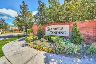 13357 Harbor Shore Ln in Winter Garden, FL - Building Photo - Building Photo