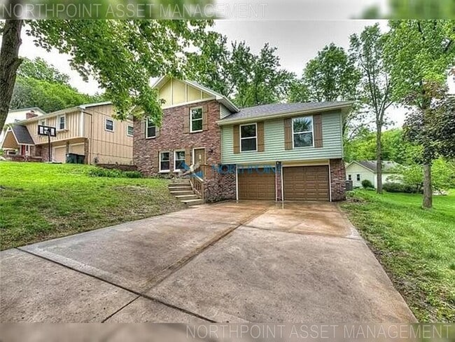 10509 NW 58th St in Kansas City, MO - Building Photo - Building Photo