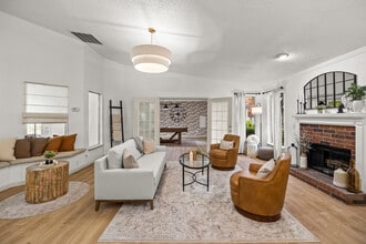 Highland Park in Fort Worth, TX - Foto de edificio - Lobby