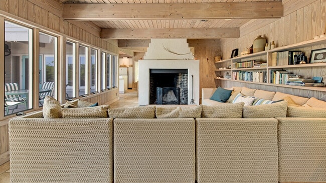 property at 1217 Debordieu Blvd