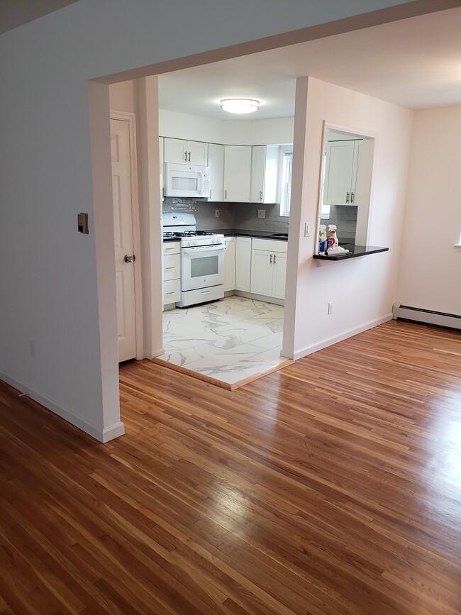 2467 Rt.10e, Unit 31-5A in Morris Plains, NJ - Building Photo - Building Photo