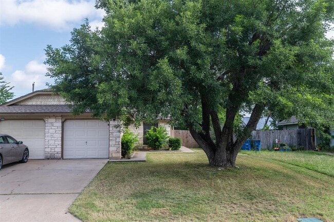 1114 Woodlief Trail in Round Rock, TX - Building Photo - Building Photo