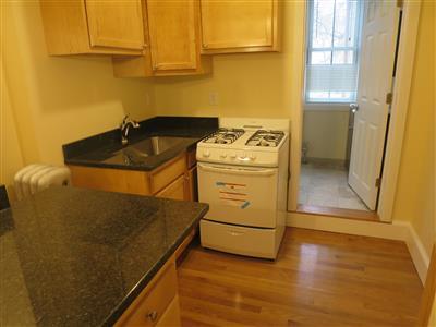 41 Laurel St in Somerville, MA - Building Photo