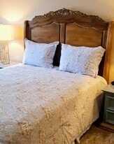 1208 Wingate Way in Atlanta, GA - Building Photo