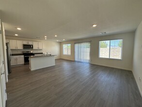 10403 Luna Mezzo St in Enterprise, NV - Building Photo - Building Photo