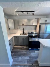 1610 S 19th Ave, Unit E in Hollywood, FL - Foto de edificio - Building Photo