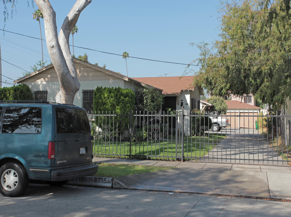 6715-6717 Otis Ave in Bell, CA - Building Photo