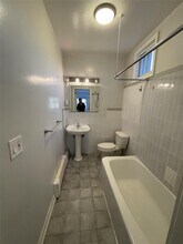 115 Wolfs Ln-Unit -1 in Pelham, NY - Building Photo - Building Photo