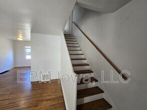 235 Madison St in Waterloo, IA - Building Photo - Building Photo