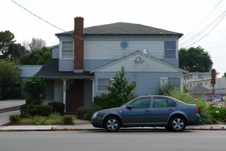 228 North San Mateo in San Mateo, CA - Building Photo - Building Photo