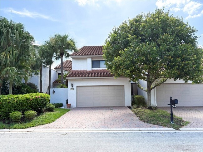2530 Windsor Way Ct in Wellington, FL - Building Photo - Building Photo