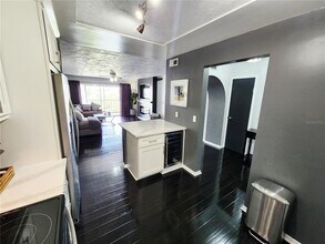 4651 1st St NE in St. Petersburg, FL - Building Photo - Building Photo