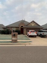 17208 Aragon Ln in Oklahoma City, OK - Building Photo